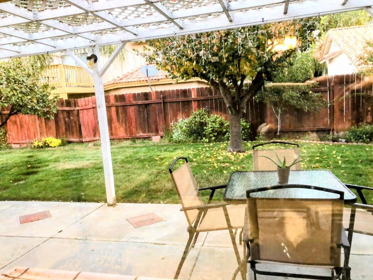 Vineyard Vista Suite With Tv And Private Bathroom Hemet Exterior photo